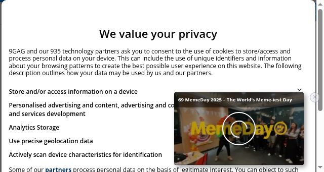 Screenshot of 9gag.com