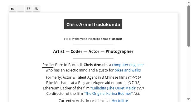 Screenshot of daqhris.com